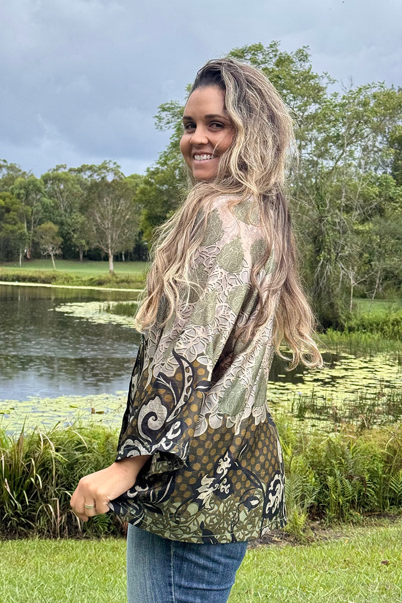 Vintage Sari Amira Blouse - Kombu (silk)