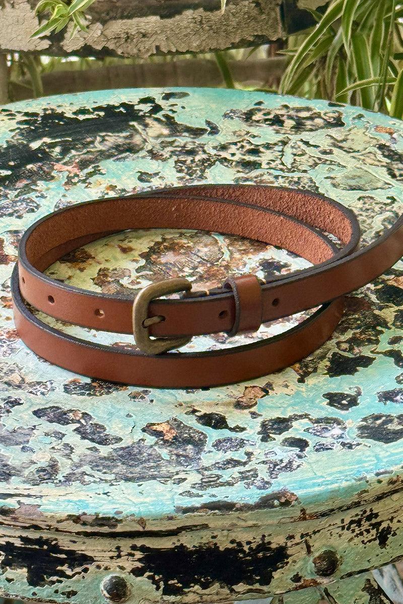Buffalo leather belt, slimline with a classic brass buckle