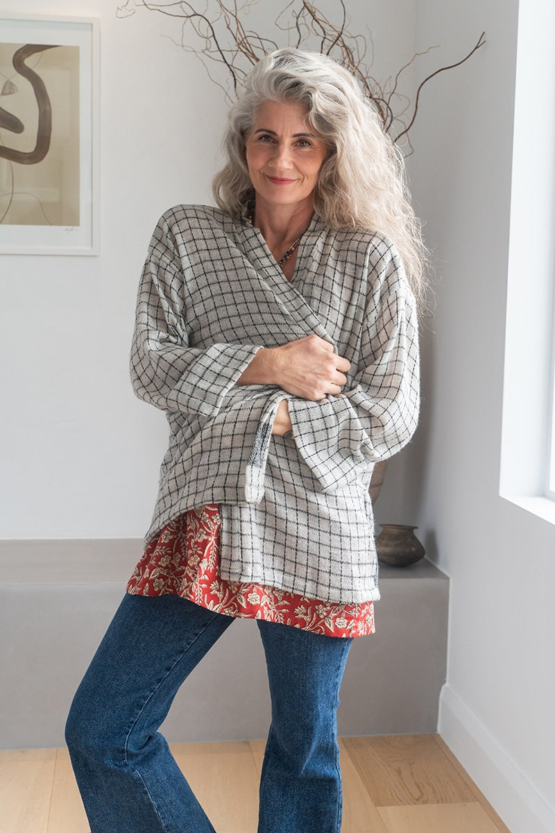 Womens soft and comfortable, Ethereal Cardigan, in acrylic/viscose. Pepper & Salt
