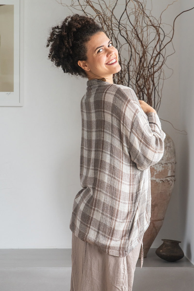 Womens soft and comfortable, Ethereal Cardigan, in acrylic/viscose. Cacao