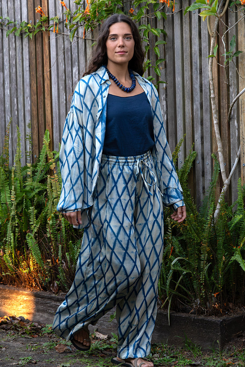 Saanvi Pants - Indigo Diamond (Satin)