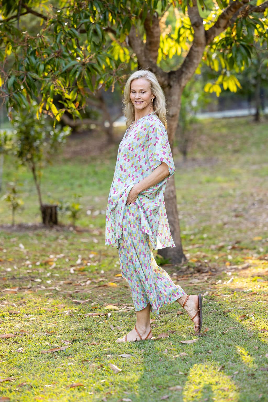 Womens, Element Collage, Pants & long blouse. 100% cotton, hand block print. In cool soft Sorbetto print.