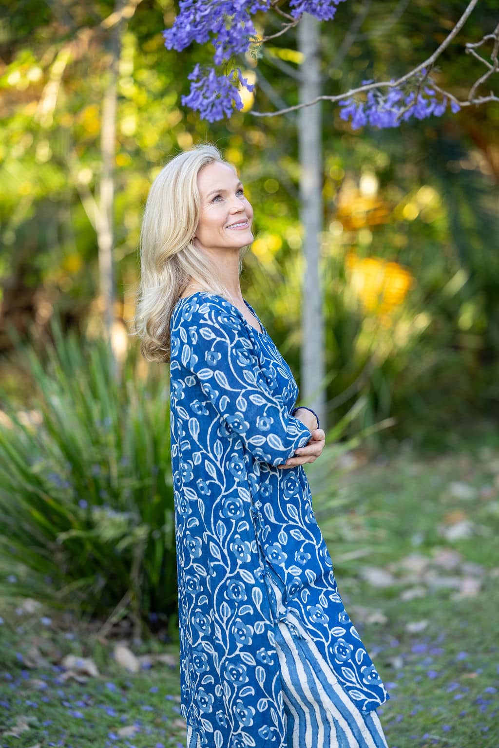 Womens, midi, Alakiki dress, sleeves, 100% Cotton, hand block print.In natural Indigo Suri print.