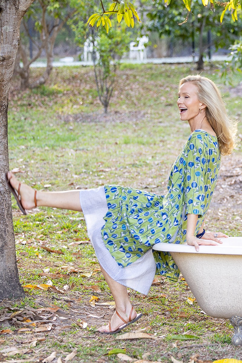 Womens, midi, Alakiki dress, sleeves, 100% Cotton, hand block print. In Summer Green - Verde.