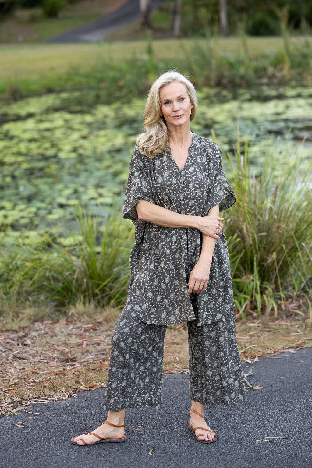 Womens, Element Collage, Pants & long blouse. 100% cotton, hand block print. In natural Kassis Raga print.