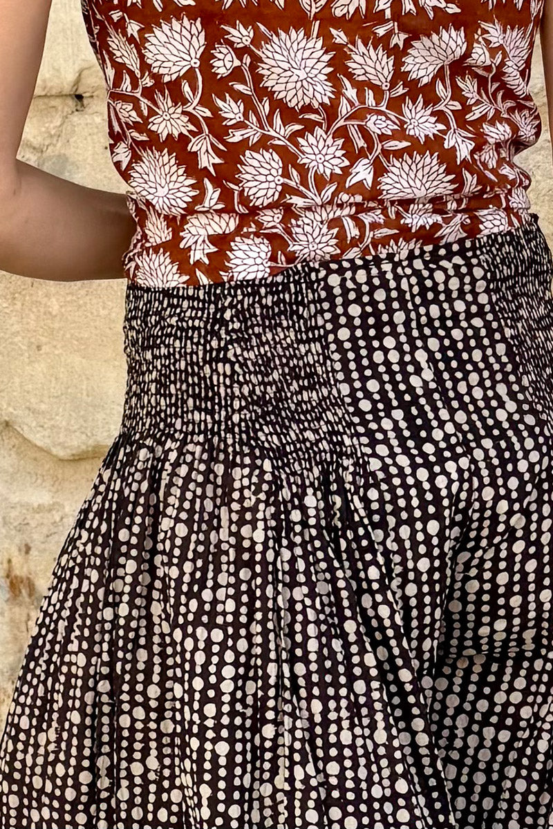 Womens, Lola blouse, sleevesless, & Apanna Pants, 100% cotton, hand block print. In Nutmeg & Stella