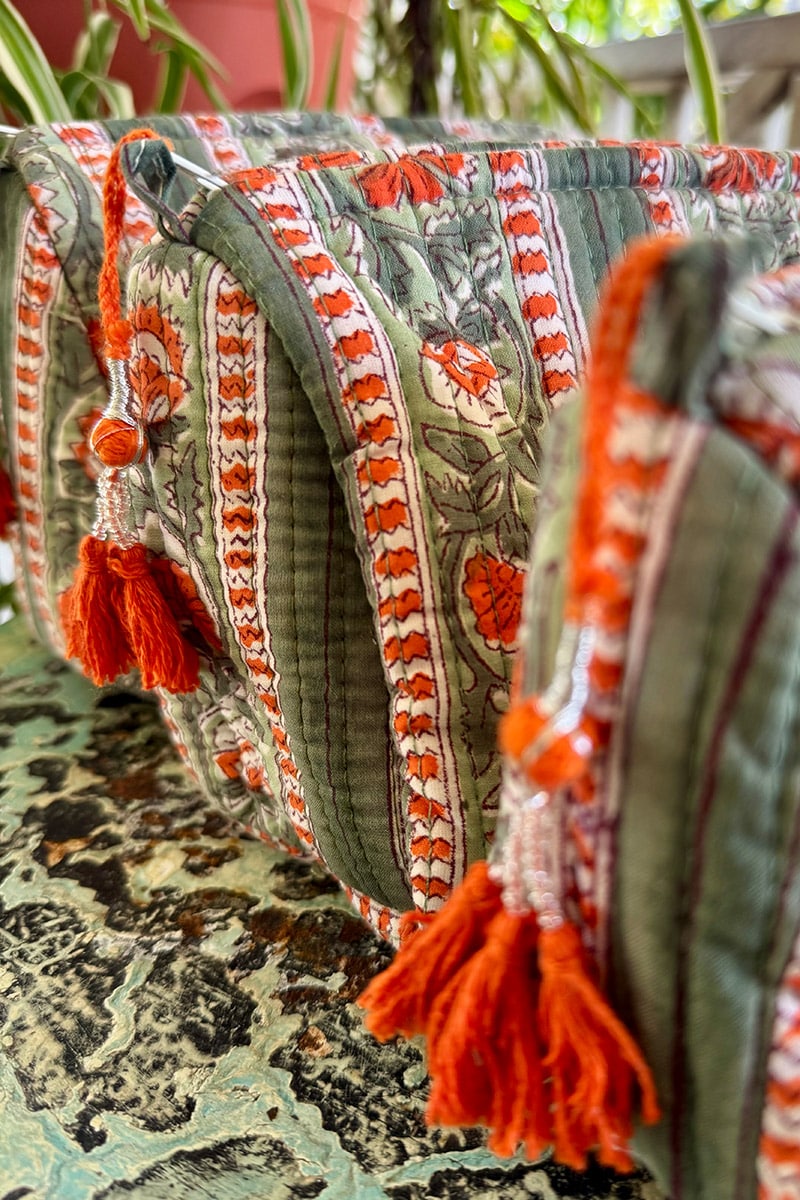Home - Living - Wash Bag - Kumari
