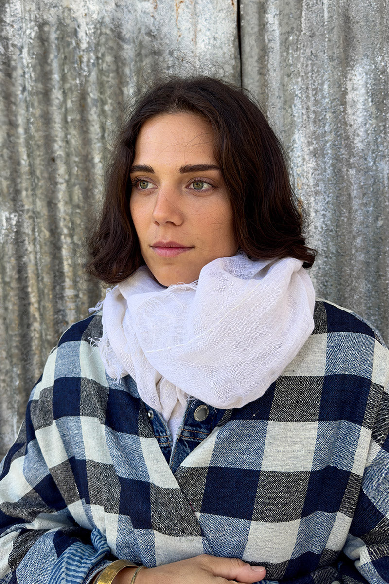 Wild Hearts Linen Scarf - Coconut