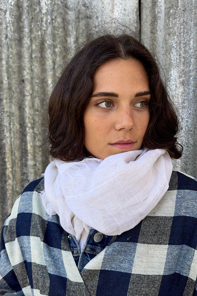 Wild Hearts Linen Scarf - Coconut