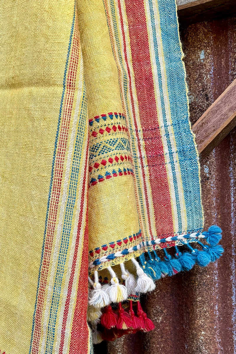 Raw Wool Shawl - Lemon