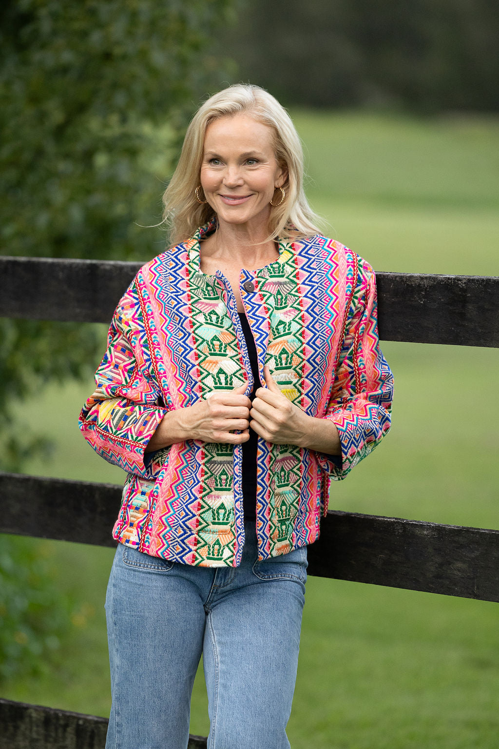 Womens Pachari Jacket, viscose/wool embroidered, vibrant Andean Sol
