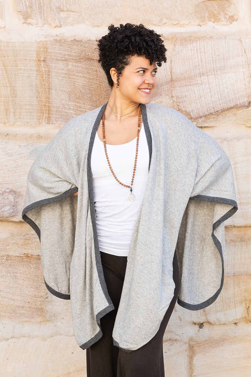 Kasmiri Cape/Shawl - Canoa