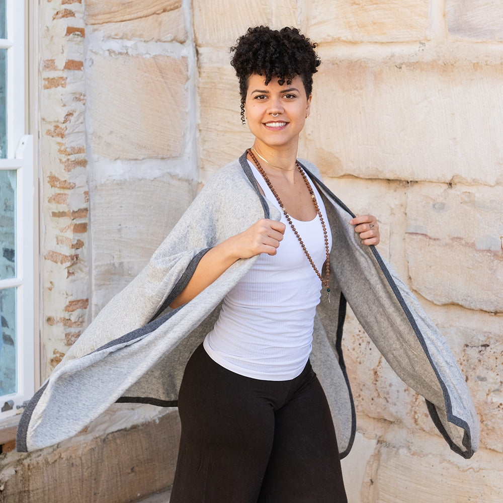 Kasmiri Cape/Shawl - Canoa