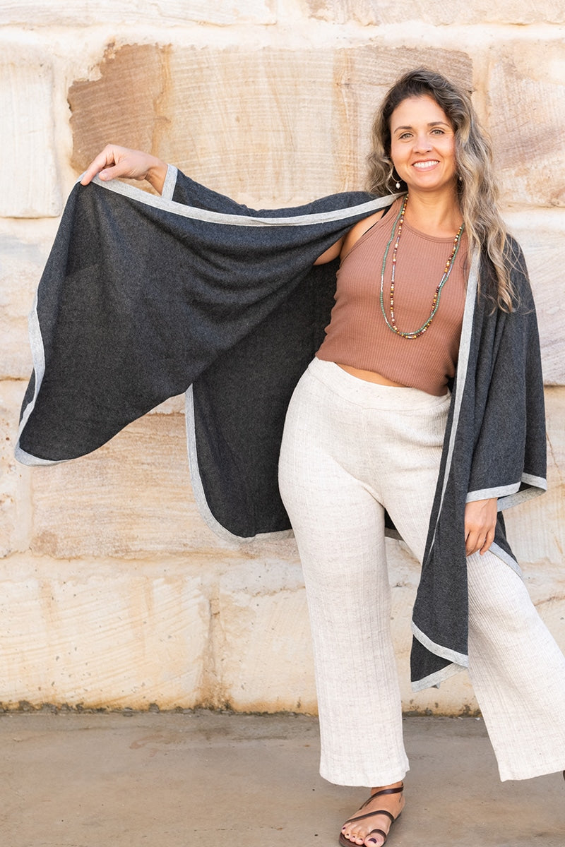 Kasmiri Cape/Shawl - Libre