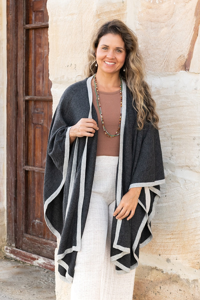 Kasmiri Cape/Shawl - Libre