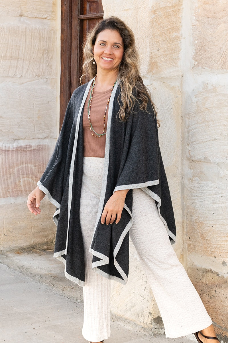 Kasmiri Cape/Shawl - Libre