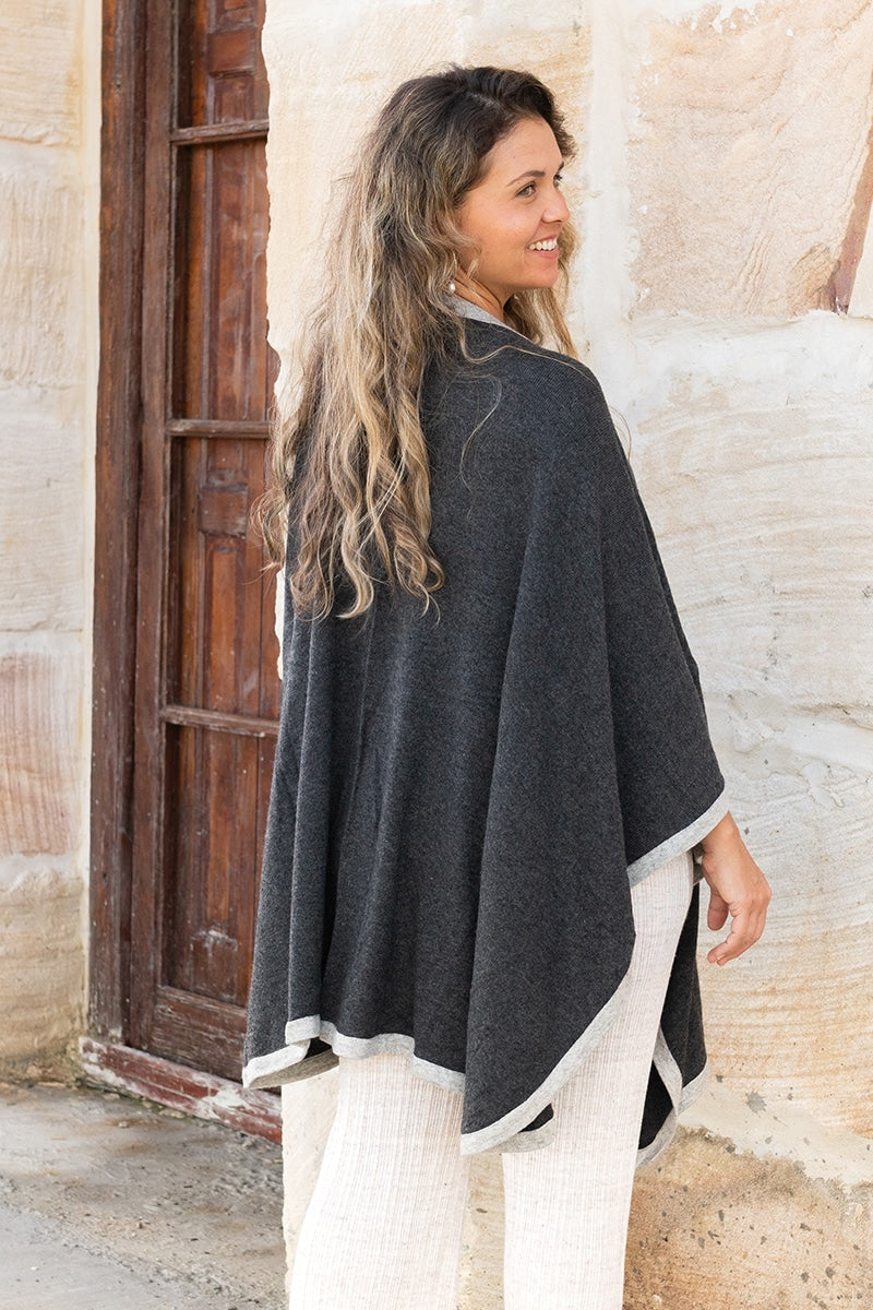 Kasmiri Cape/Shawl - Libre