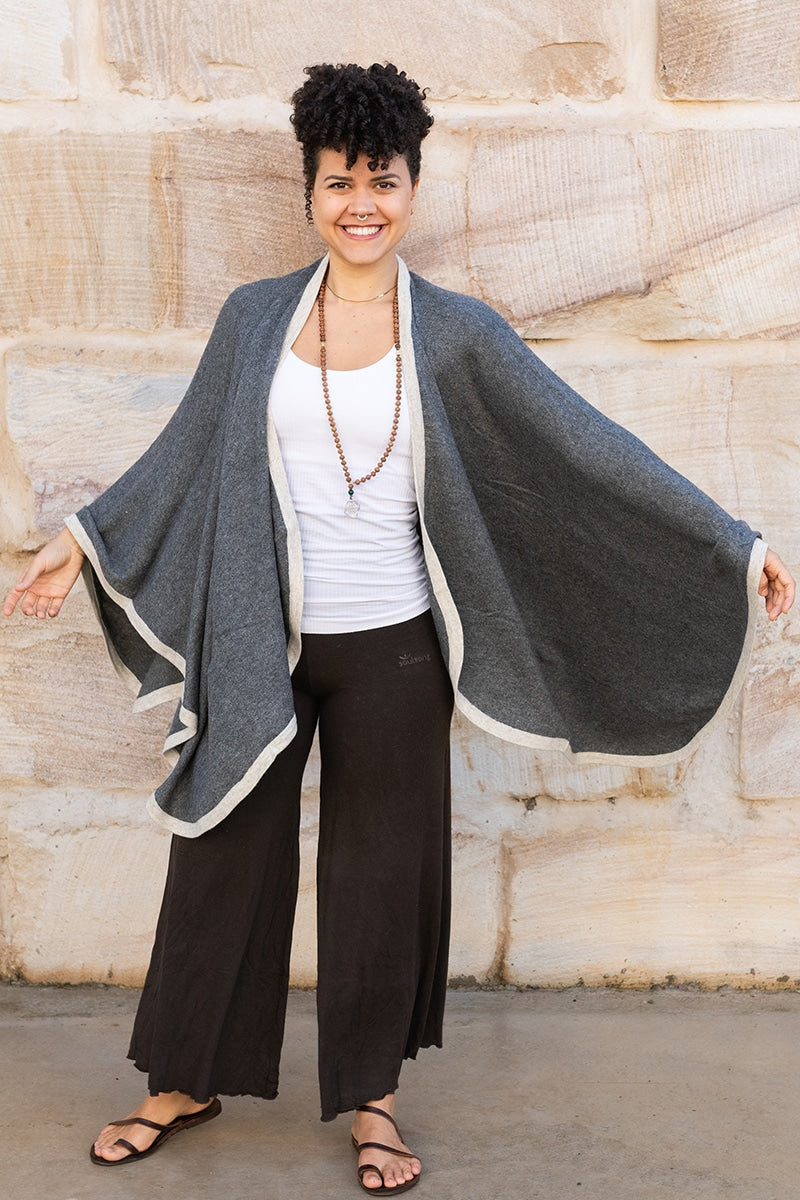 Kasmiri Cape/Shawl - Caricia