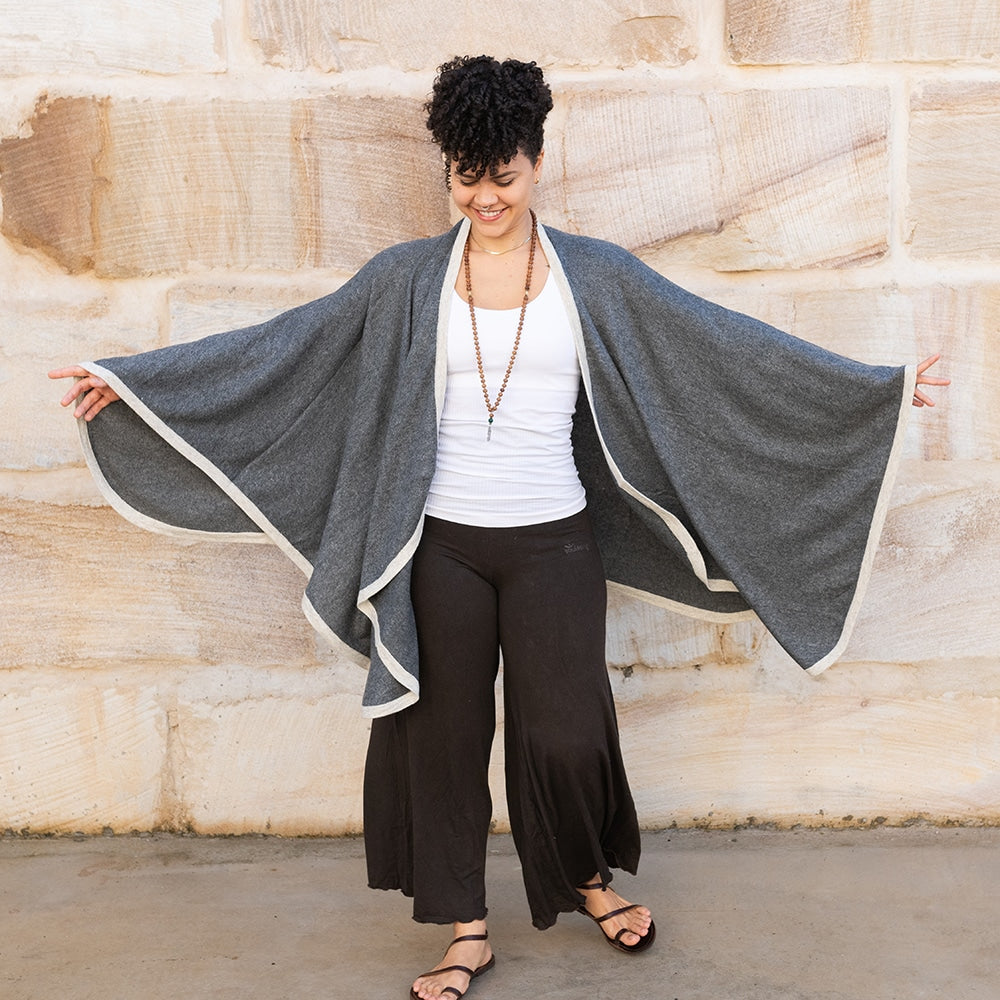 Kasmiri Cape/Shawl - Caricia