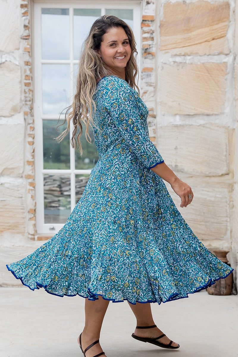 Flamenco Dress with Sleeves - Aqua Lily