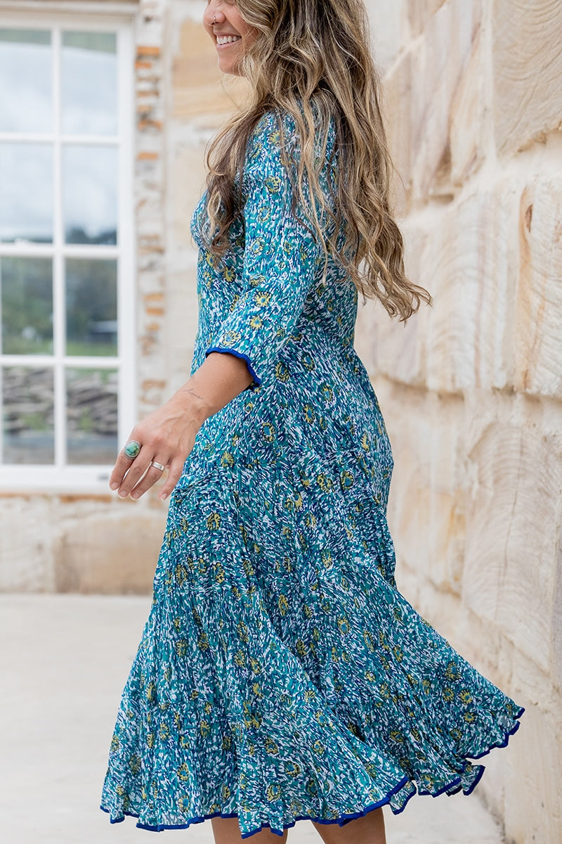 Flamenco Dress with Sleeves - Aqua Lily