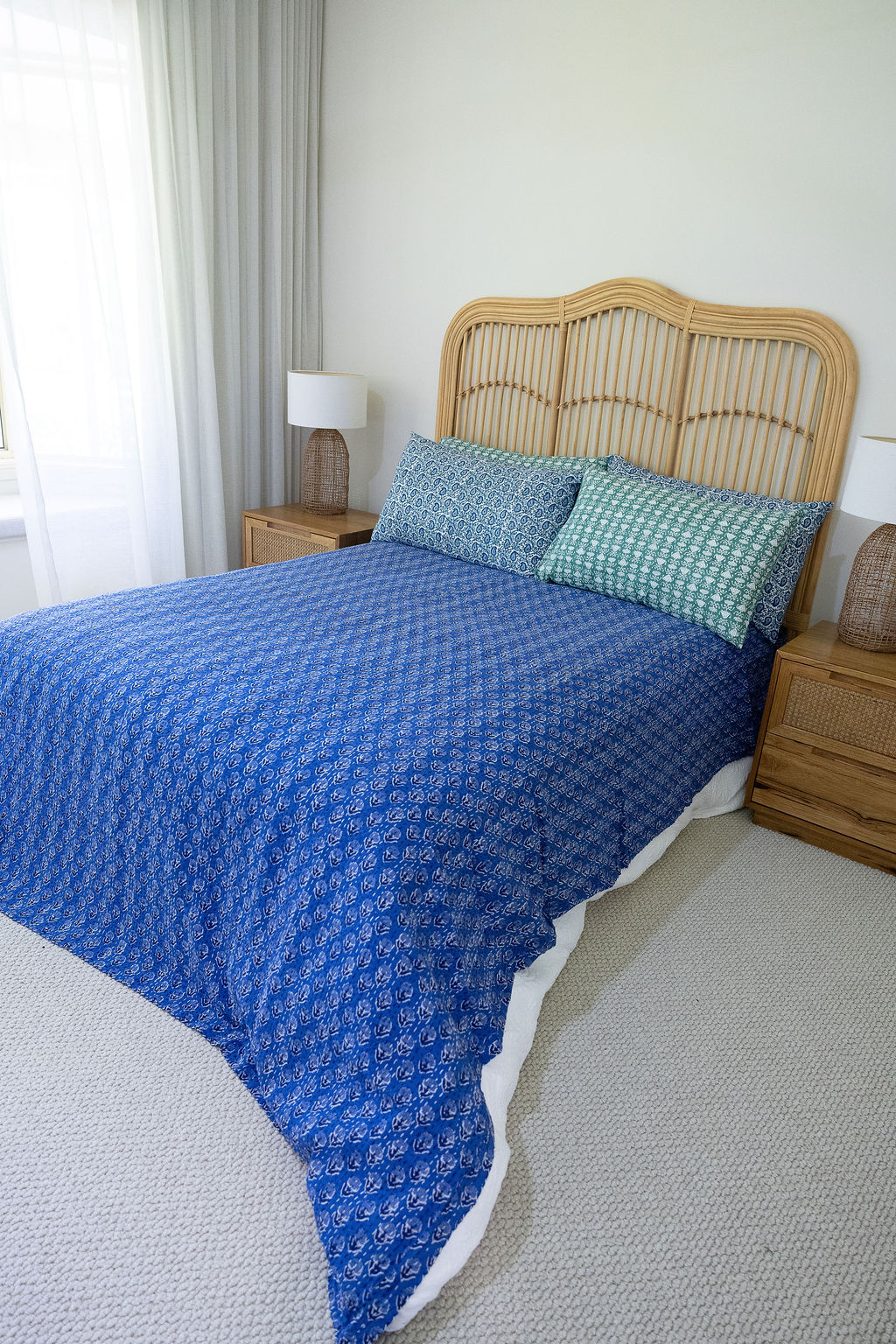 Kantha Bed Cover, 100% cotton, hand block print, hand-stitched. Double fabric. In tones of blue, Luna.