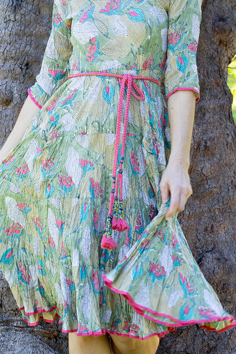 Woven and beaded belt - Coral