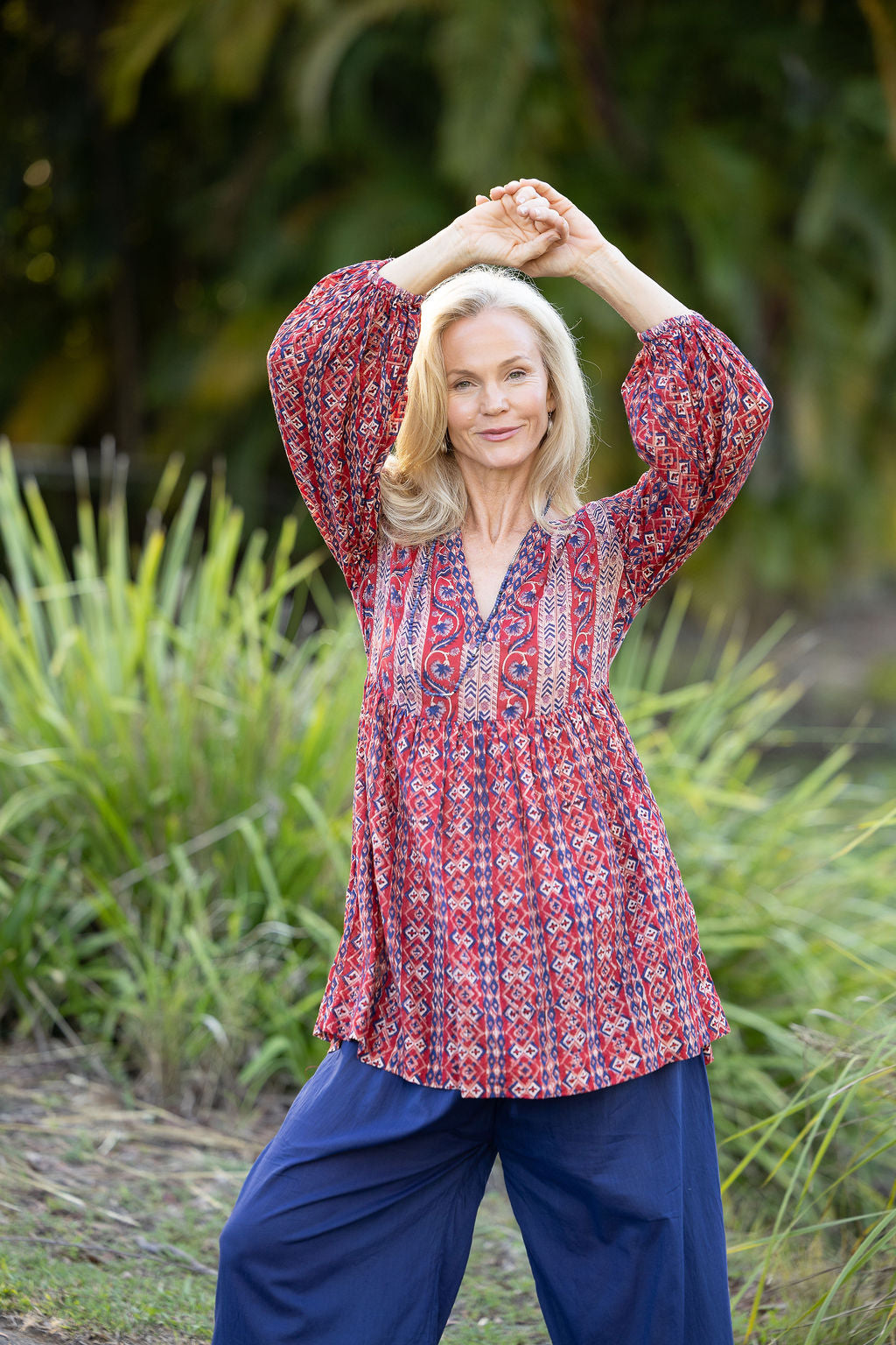 Womens, mini or blouse, with sleeves, 100% Cotton, hand block print. Aztec Red - Tavira