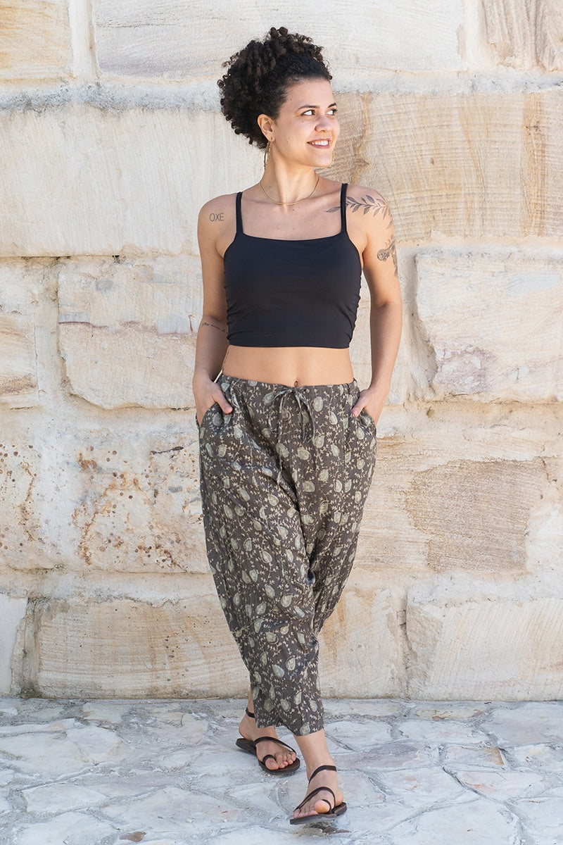 Womens, Sol Pant, 100% cotton, hand block print, hand stitched, in natural Kassis Raga