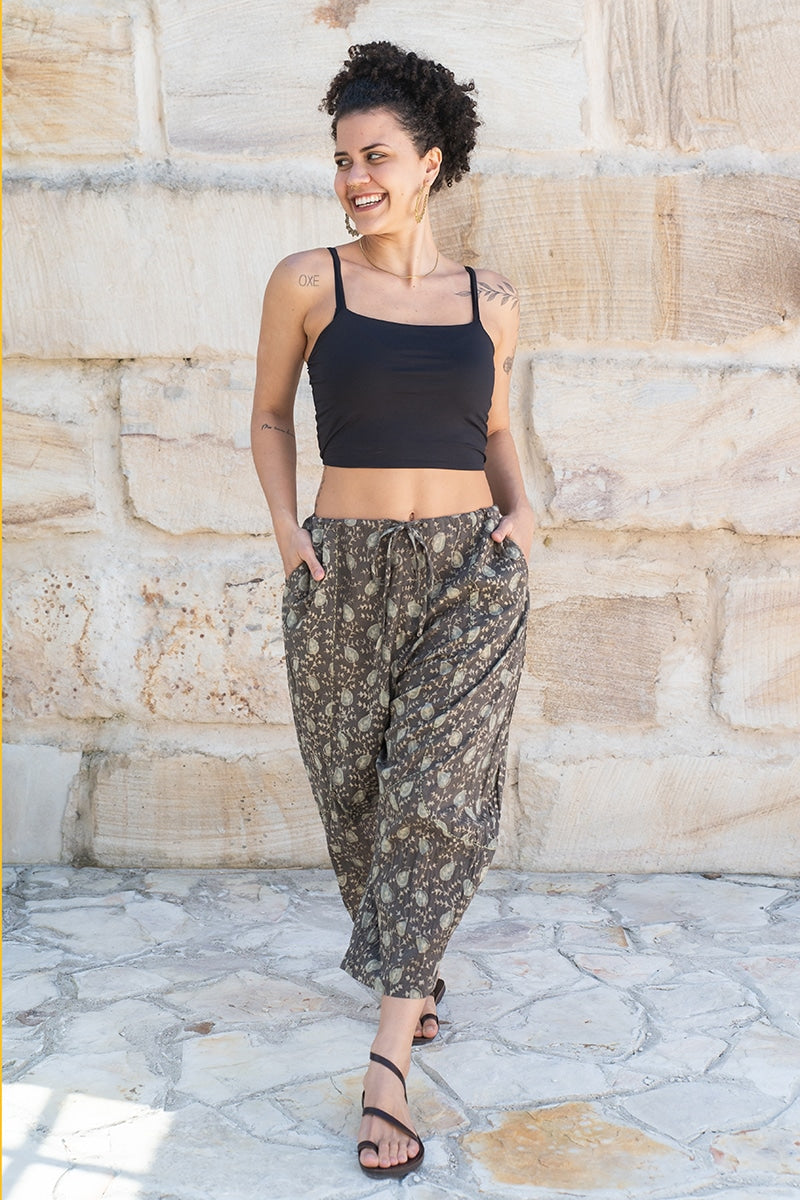 Womens, Sol Pant, 100% cotton, hand block print, hand stitched, in natural Kassis Raga