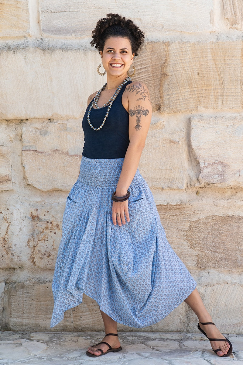 Womens, Coco Skirt, 100% cotton, hand block print. In soft light blue Floressa print