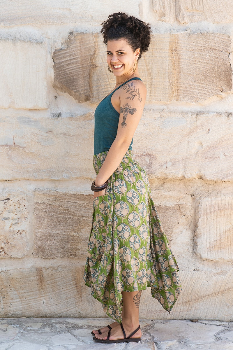 Womens, Coco Skirt, 100% cotton, hand block print. In vibrant green Edentree print