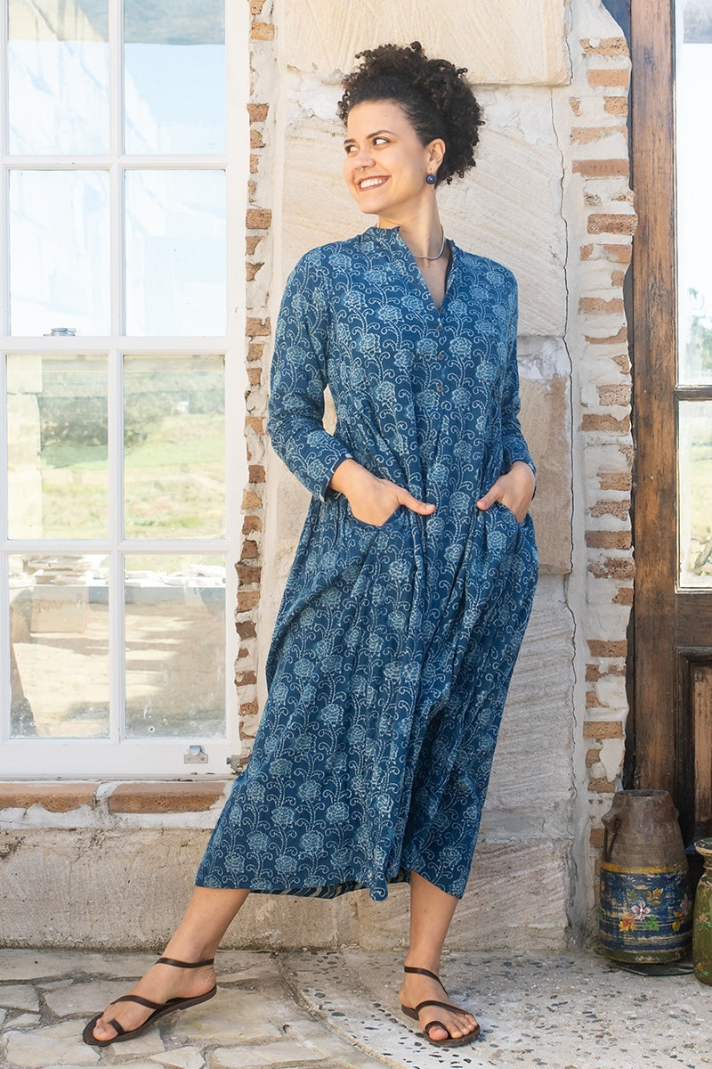 Womens Erika dress, 100% cotton, hand block print. In natural Indigo Lila print.