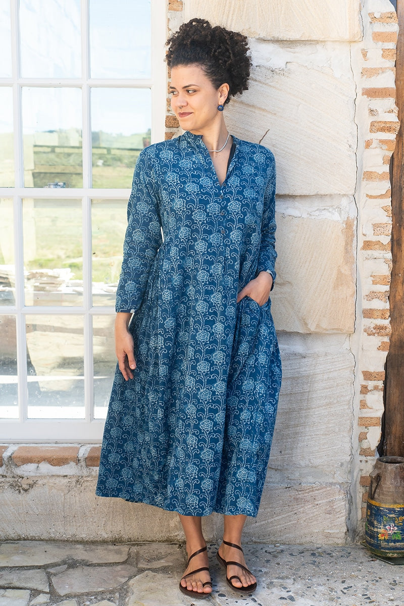 Womens Erika dress, 100% cotton, hand block print. In natural Indigo Lila print.