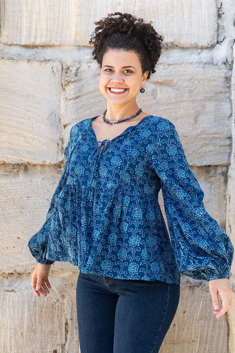 Womens, Indira blouse, long sleeve, 100% cotton, hand block print. In natural Indigo Lila print.