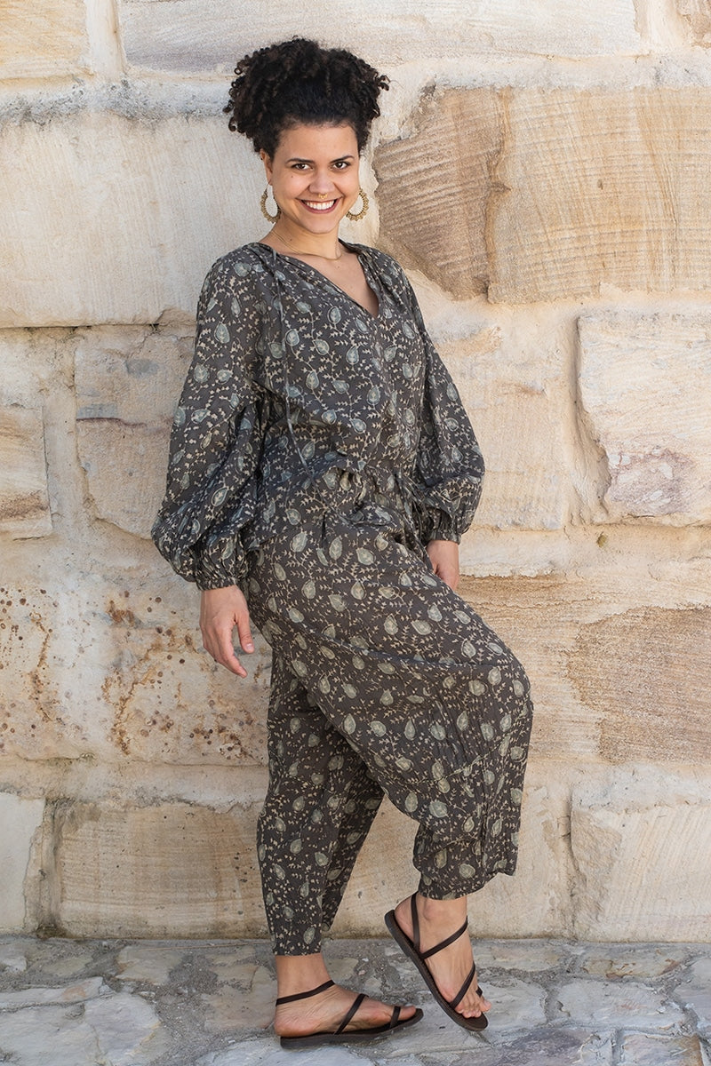Womens, Morais blouse, full sleeve, and Sol Pant, 100% cotton, hand block print, hand stitched. In natural Kassis Raga