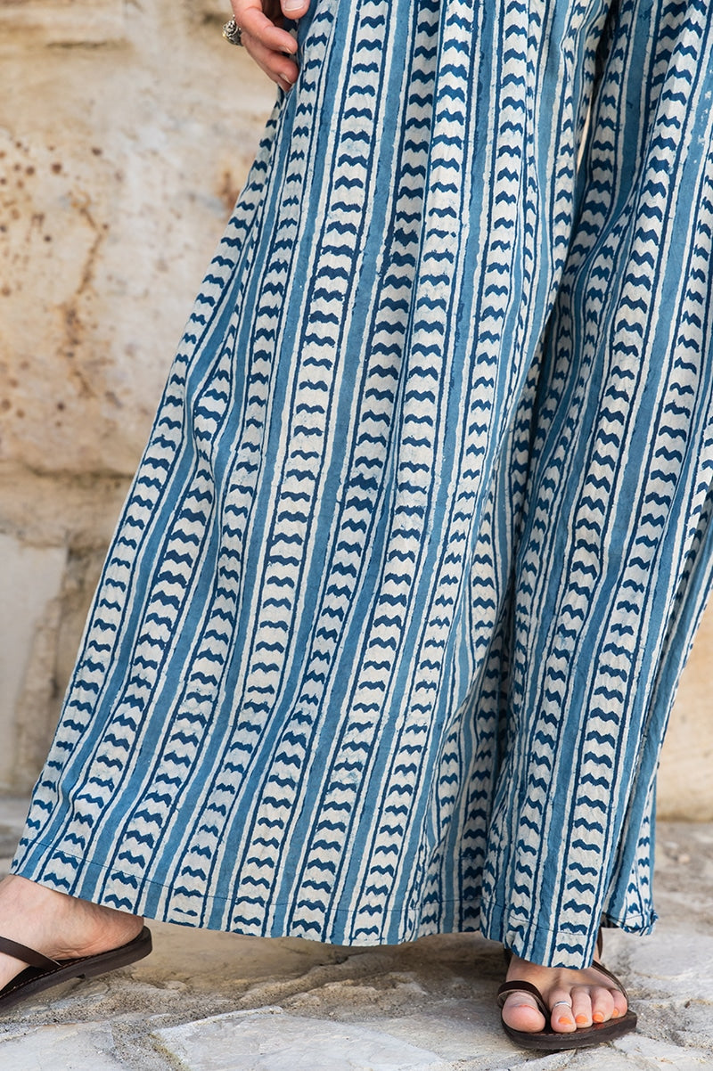 Womens, Apanna Pants, 100% cotton, hand block print. In natural Indigo Jiva print.