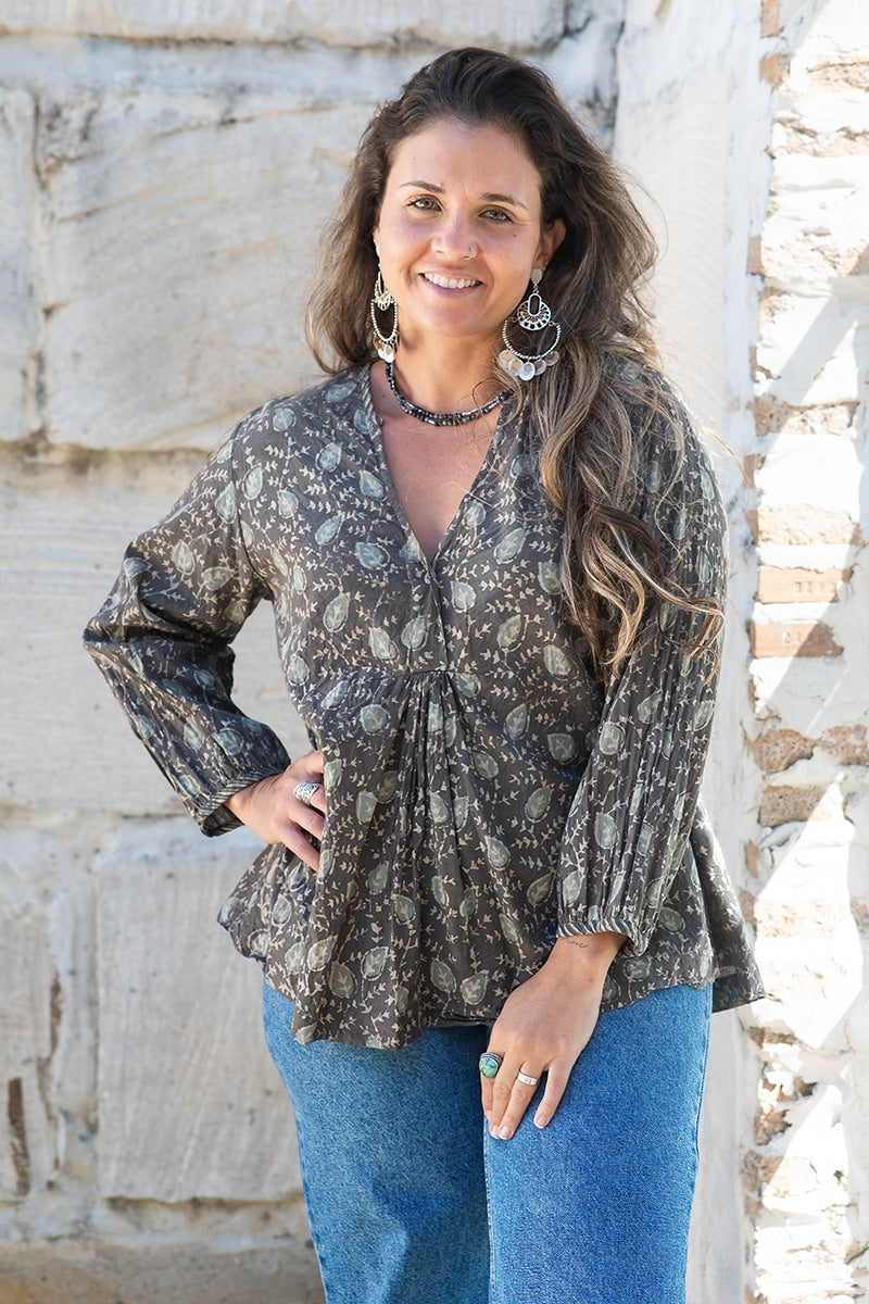 Womens, Kora blouse, full sleeve, 100% cotton, hand block print. In natural Kassis Raga print.