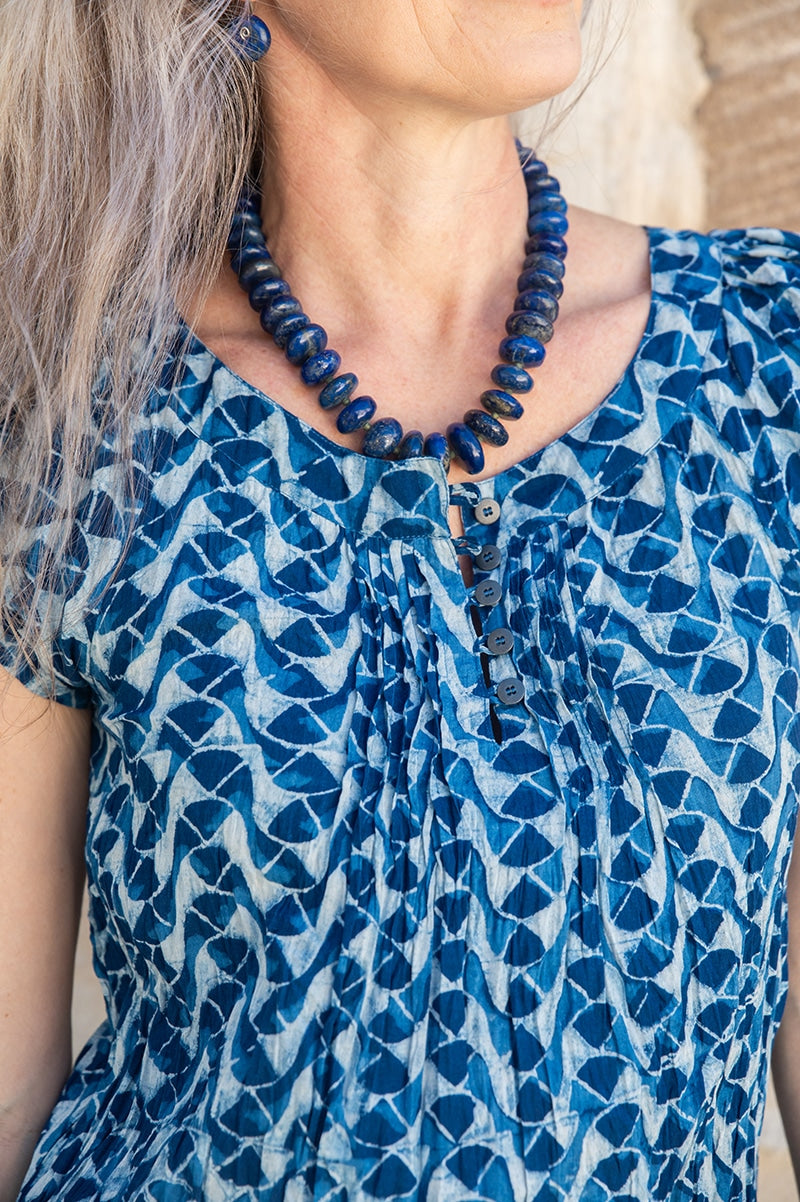 Womens, Sundra blouse, cap sleeves, 100% cotton, hand block print. In Indigo Zari