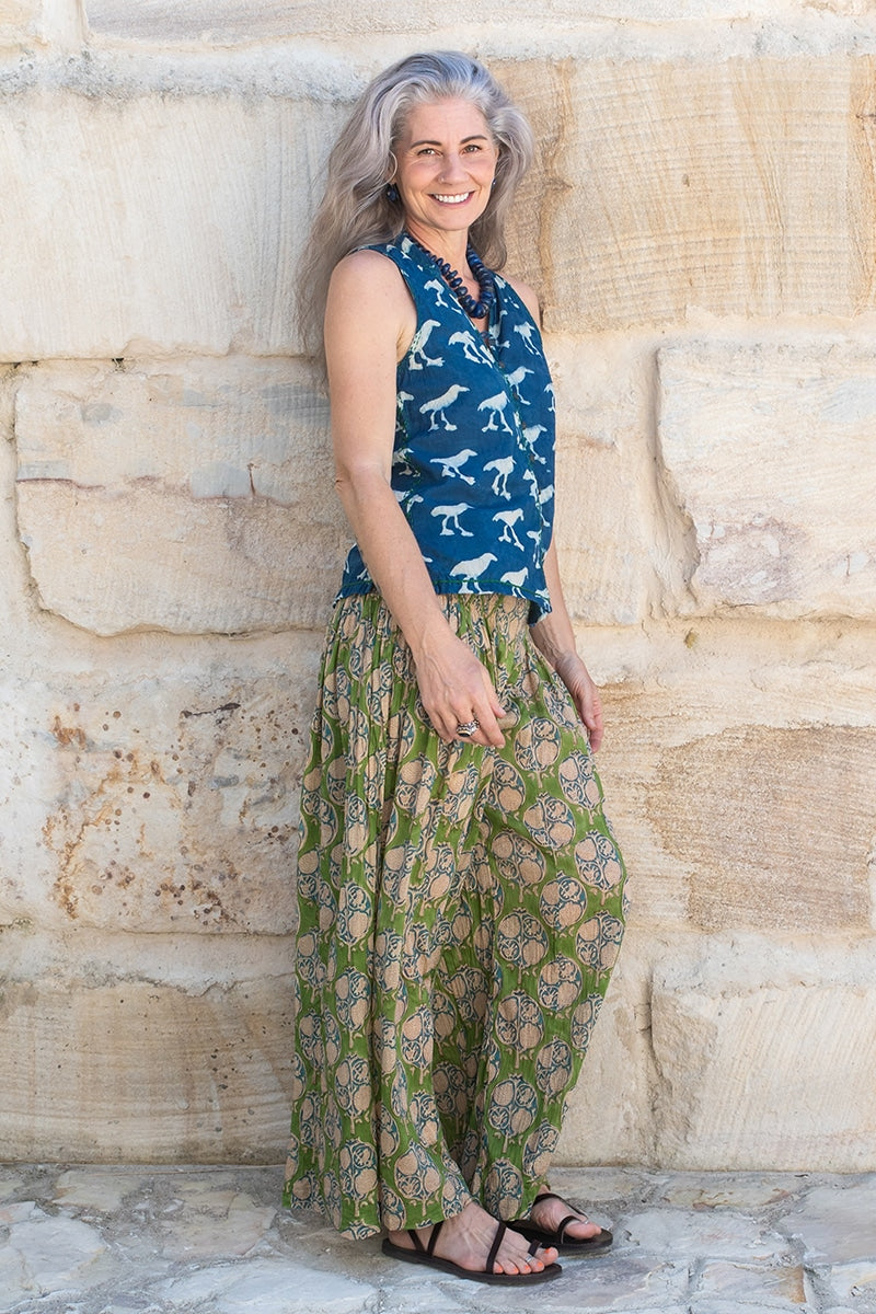 Womens, Tagai blouse, sleeveless, & Apanna Pants, 100% cotton, hand block print, in Indigo Crow & Edentree
