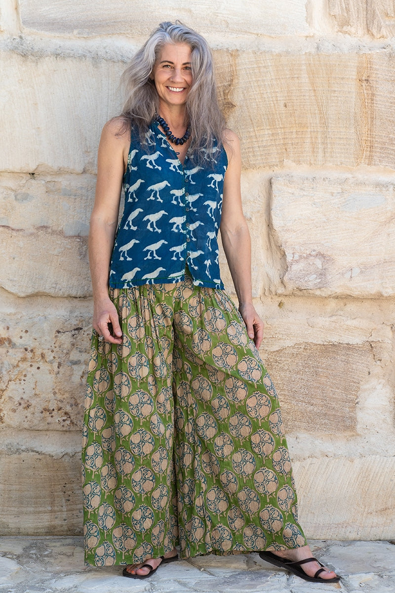 Womens, Tagai blouse, sleeveless, & Apanna Pants, 100% cotton, hand block print, in Indigo Crow & Edentree