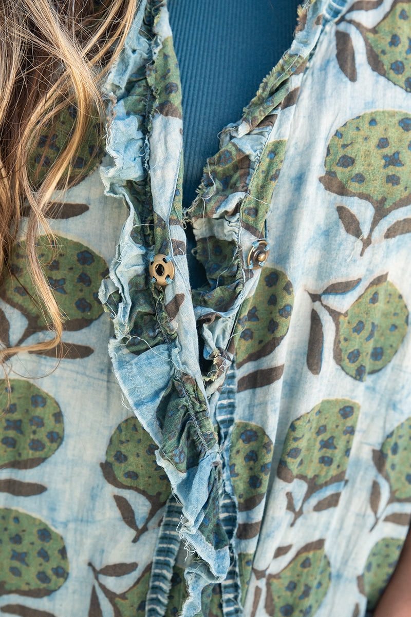 Womens, Shimla Coat, 7/8 sleeve, 100% cotton, hand block print. In natural green and blue - Naspal Figaris print