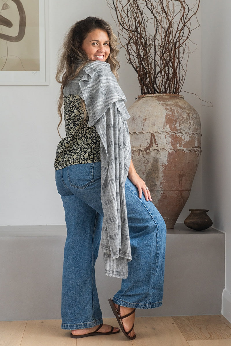 Womens soft and comfortable, Ethereal Scarf, in acrylic/viscose. Silverstone