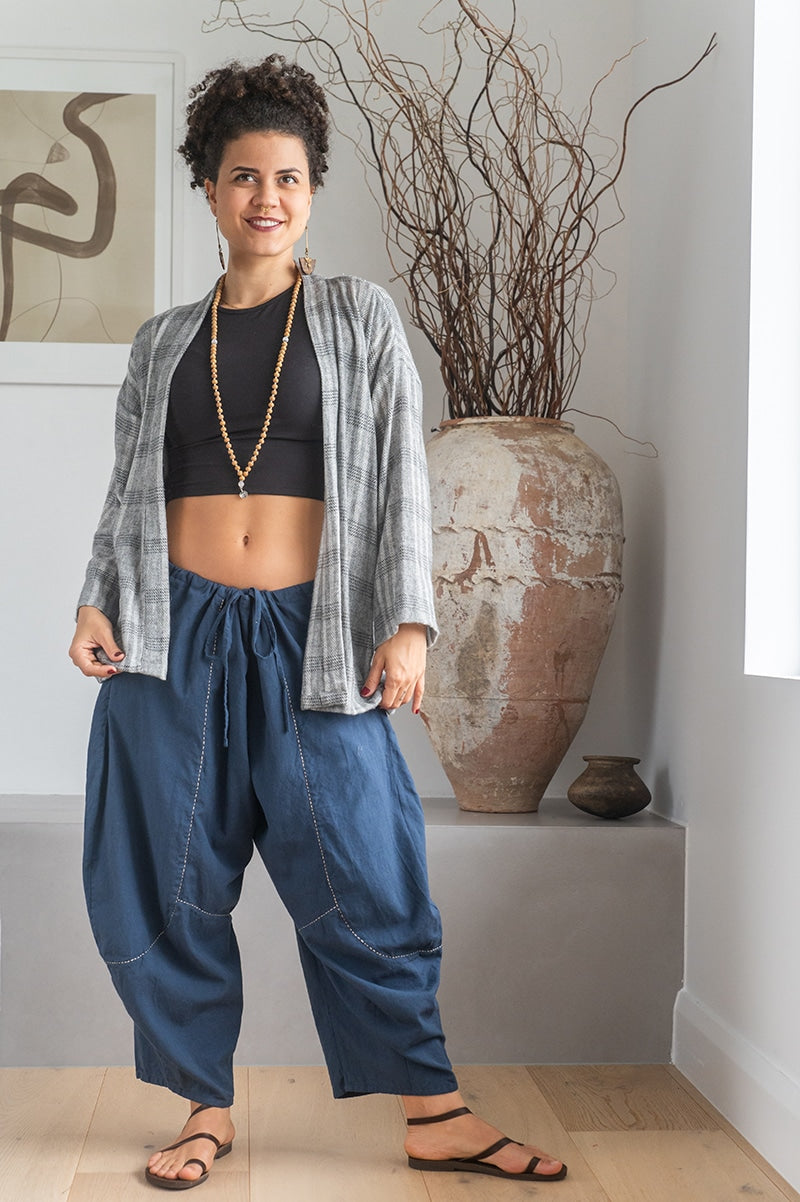 Womens soft and comfortable, Ethereal Cardigan, in acrylic/viscose. Silver Stone