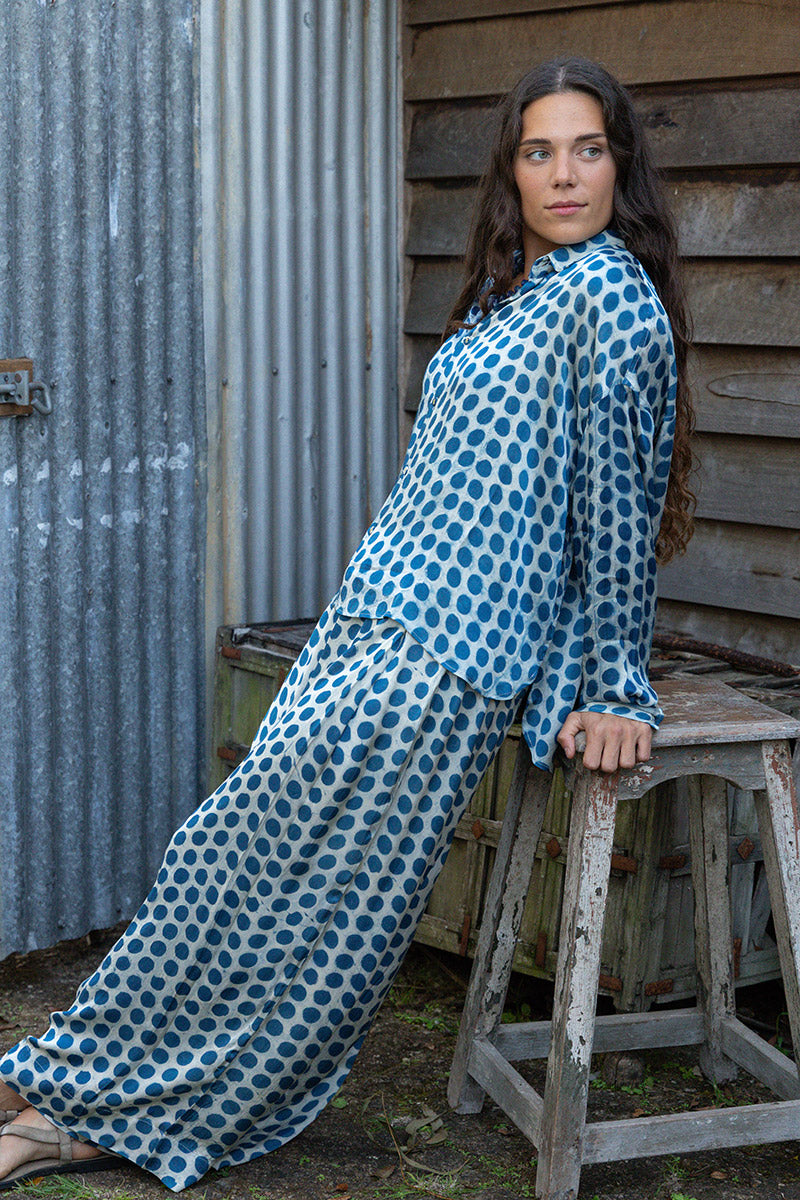 Saanvi Set - Indigo Pearl (Satin)