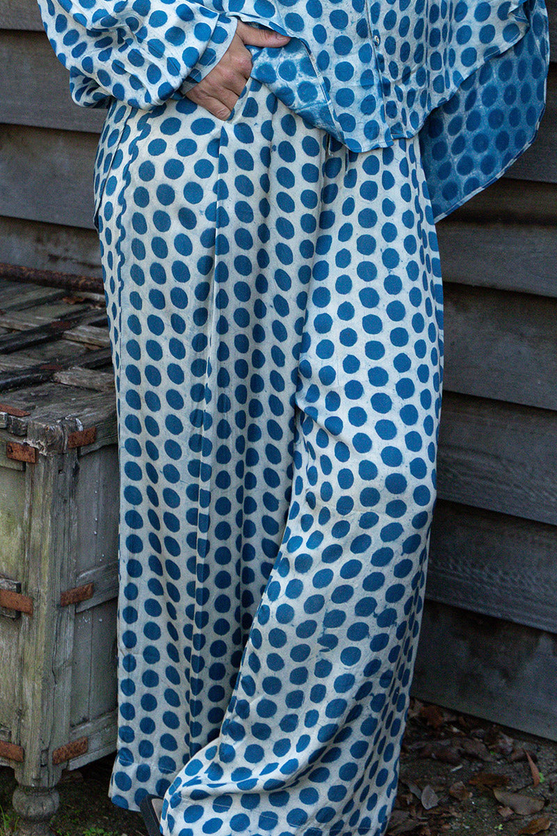 Saanvi Pants - Indigo Pearl (Satin)