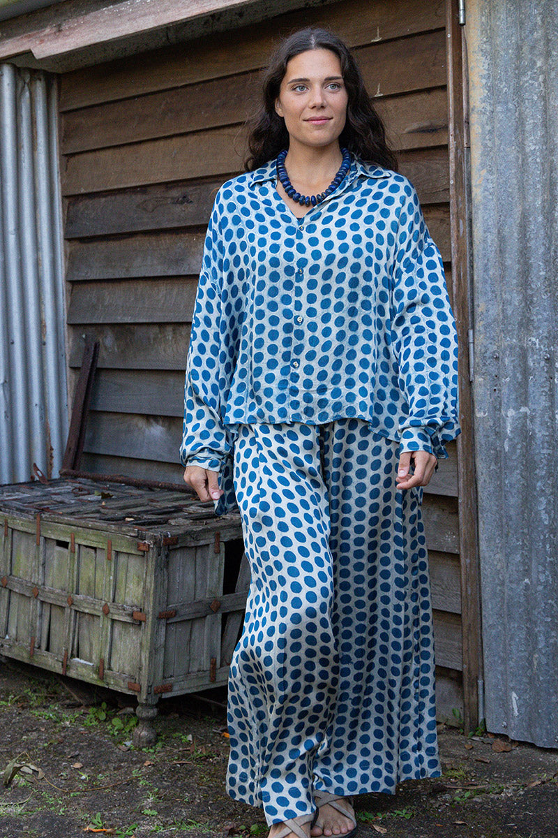 Saanvi Set - Indigo Pearl (Satin)