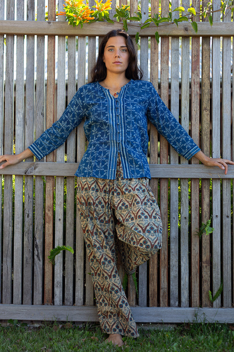 Saanvi Pants - Neelam