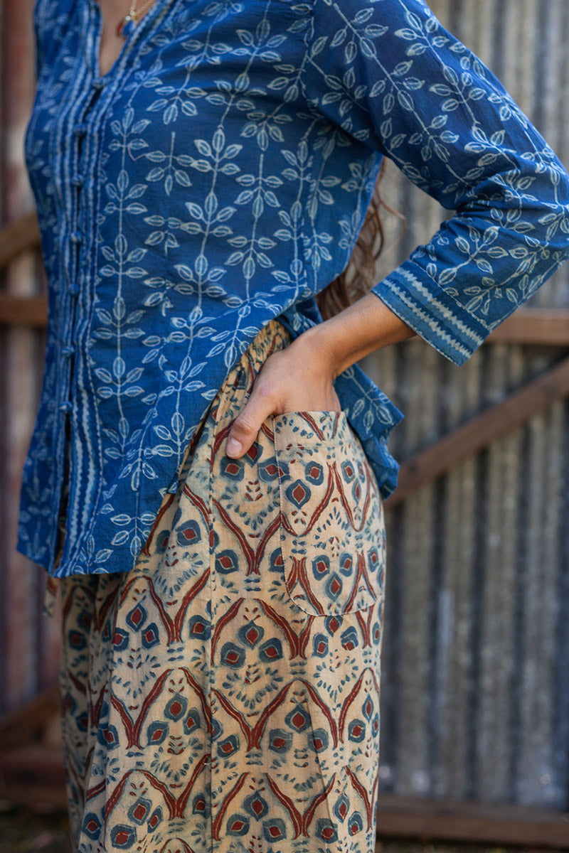 Saanvi Pants - Neelam