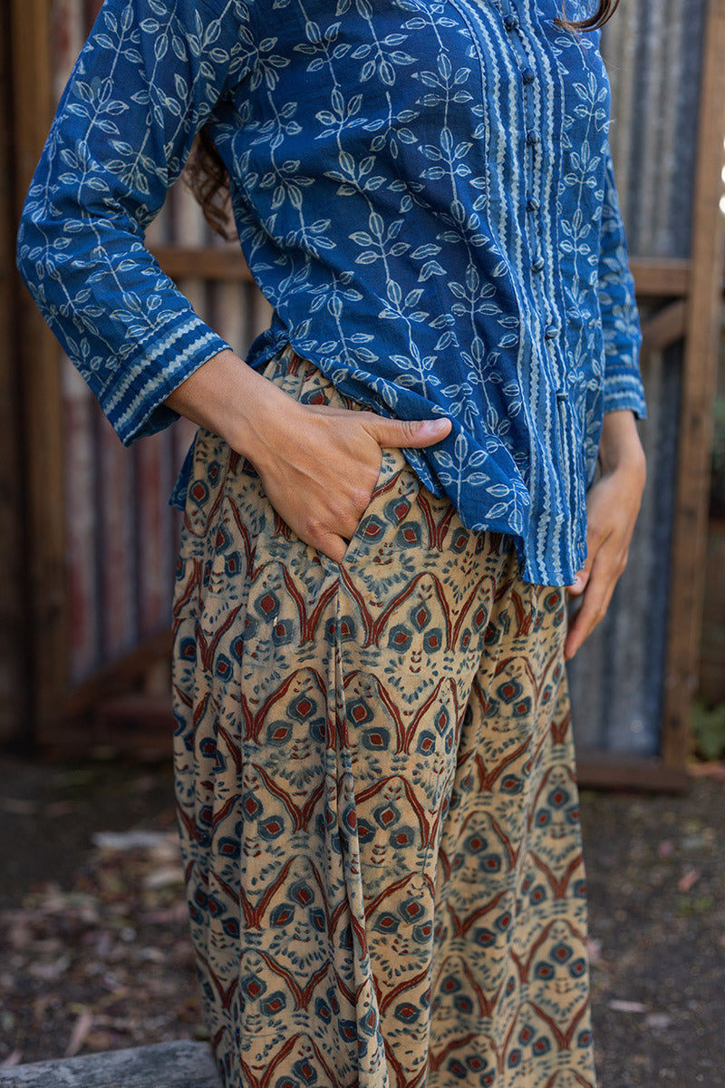 Saanvi Pants - Neelam